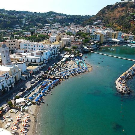 B&B Celestina Ischia Lacco Ameno  Екстер'єр фото