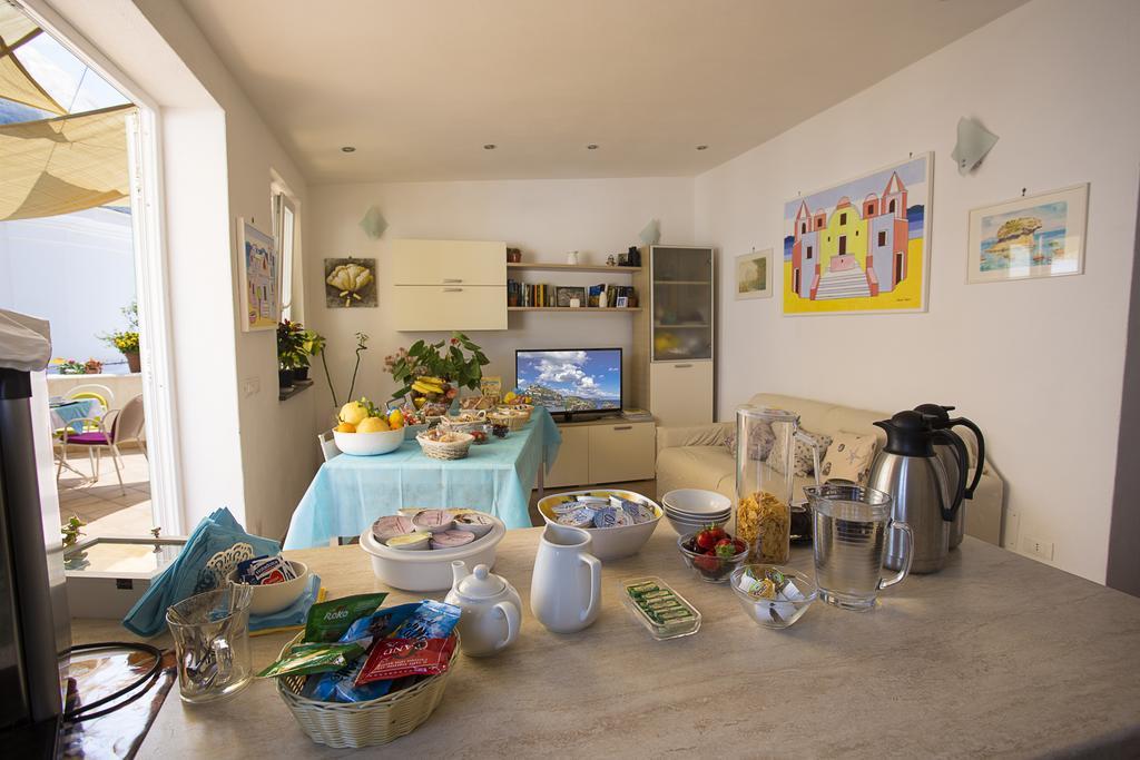 B&B Celestina Ischia Lacco Ameno  Екстер'єр фото