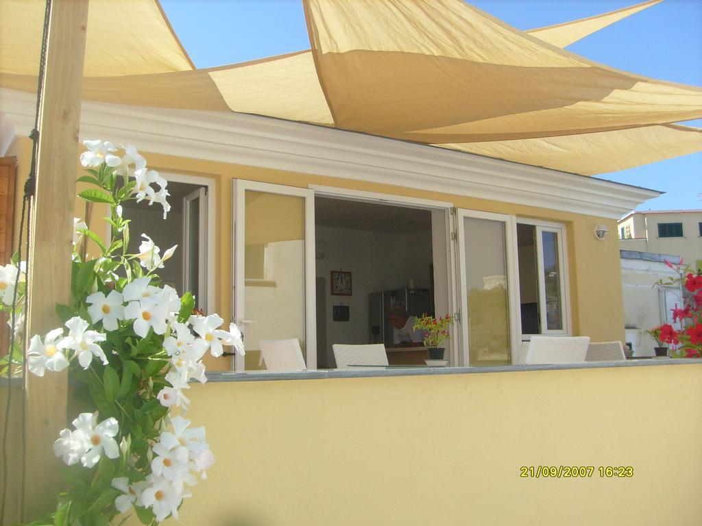 B&B Celestina Ischia Lacco Ameno  Екстер'єр фото