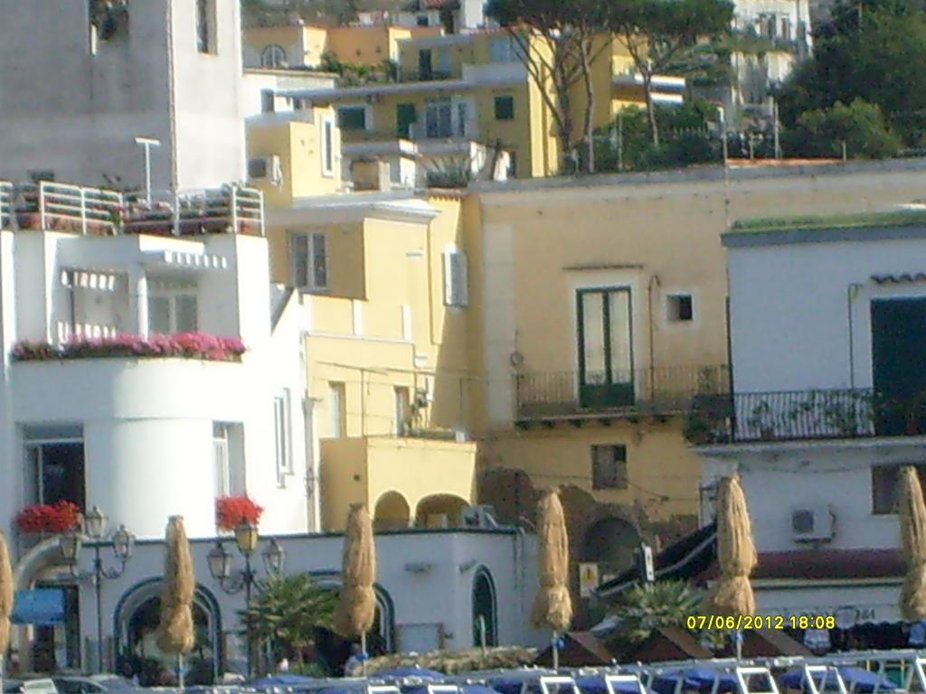 B&B Celestina Ischia Lacco Ameno  Екстер'єр фото