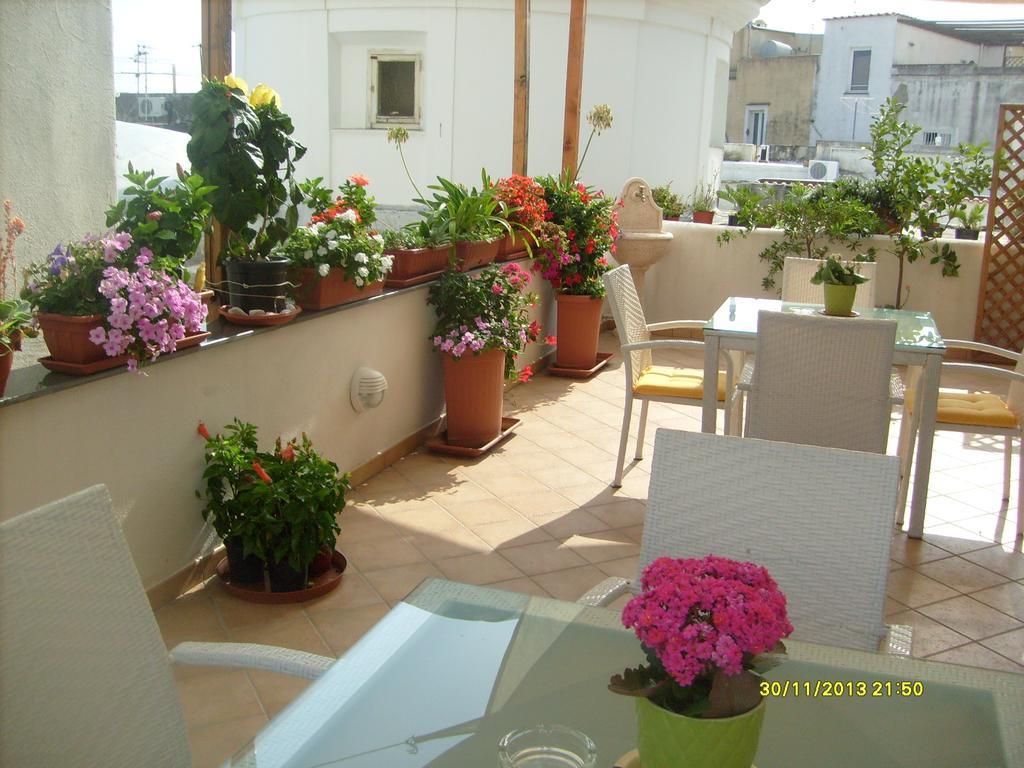 B&B Celestina Ischia Lacco Ameno  Екстер'єр фото