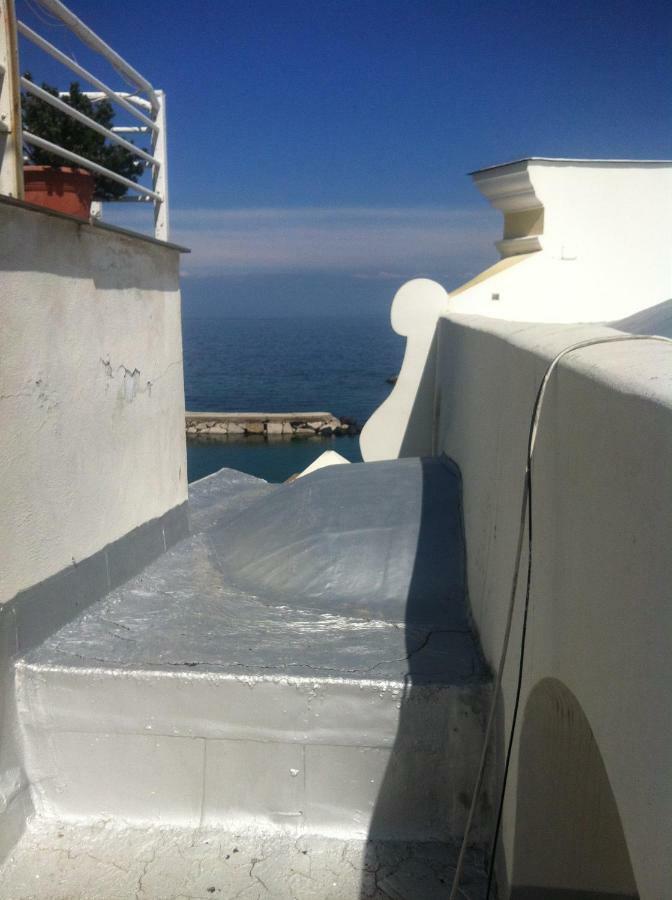 B&B Celestina Ischia Lacco Ameno  Екстер'єр фото