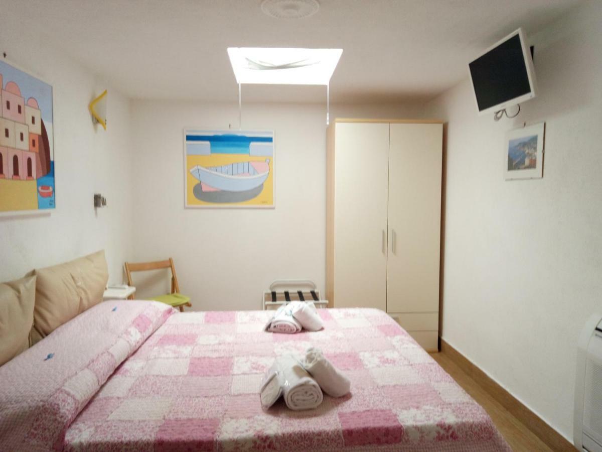 B&B Celestina Ischia Lacco Ameno  Екстер'єр фото