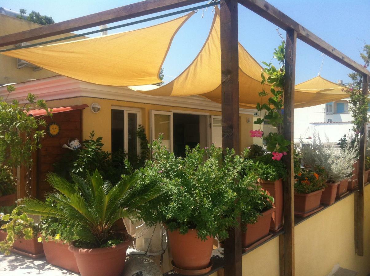 B&B Celestina Ischia Lacco Ameno  Екстер'єр фото